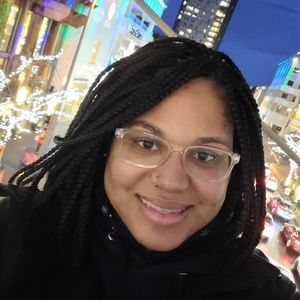 Meet your Posher, Maya